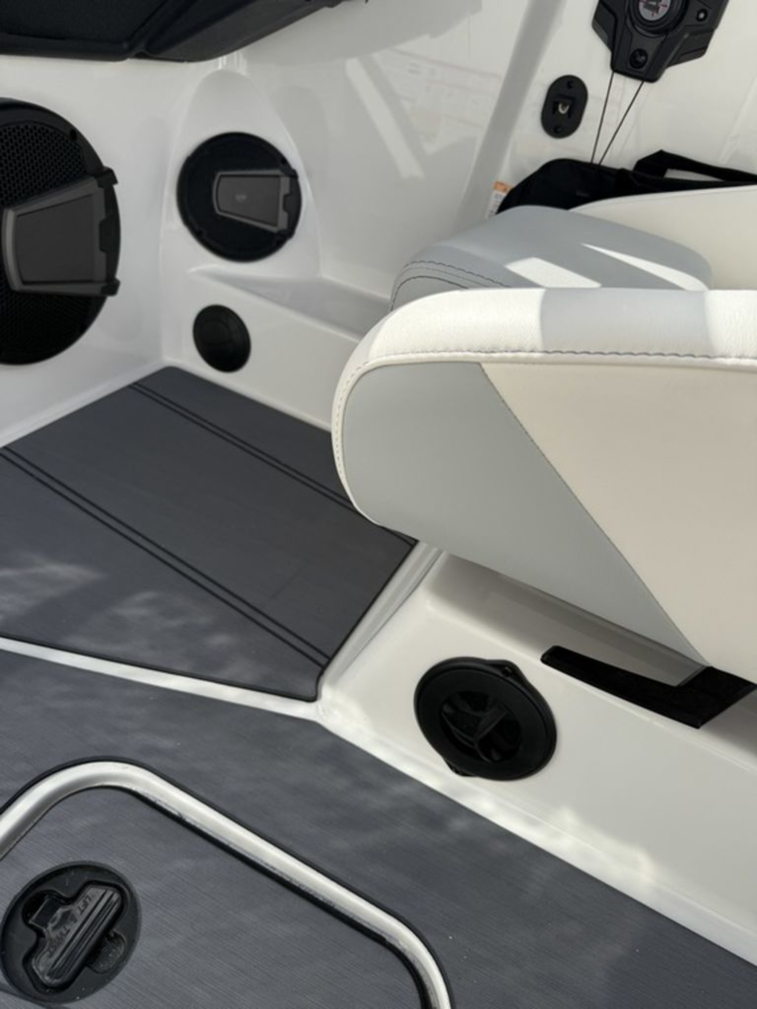 2026 Axis Wake Research A20