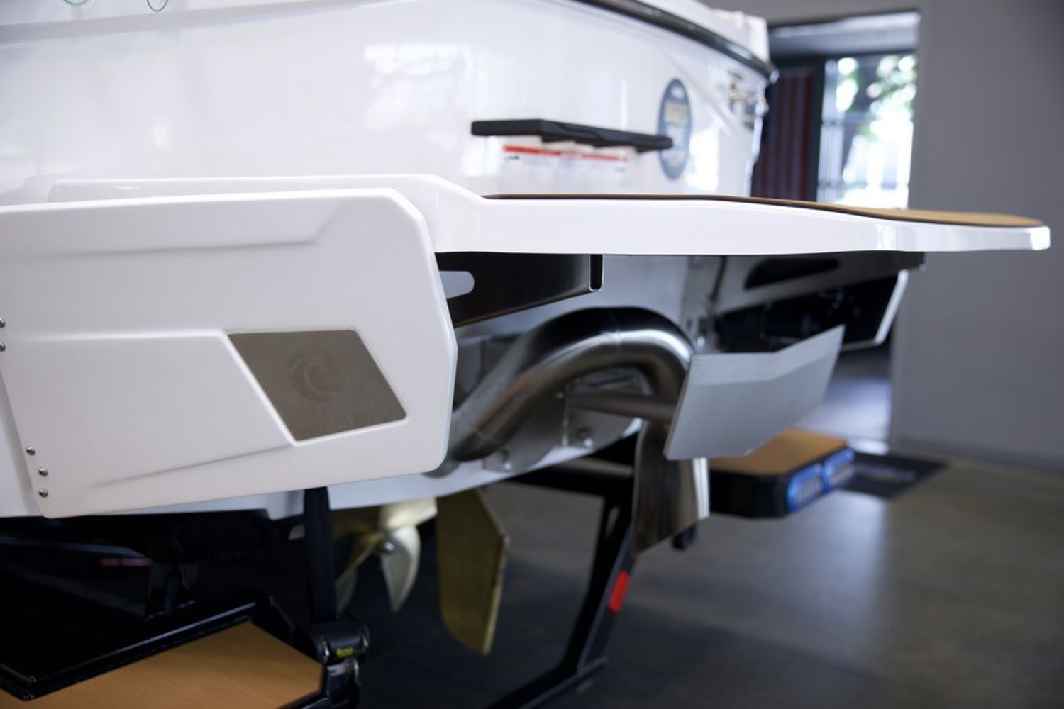 2026 Axis Wake Research T220