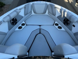2017 Malibu Boats Wakesetter VLX for sale in Excelsior, Minnesota
