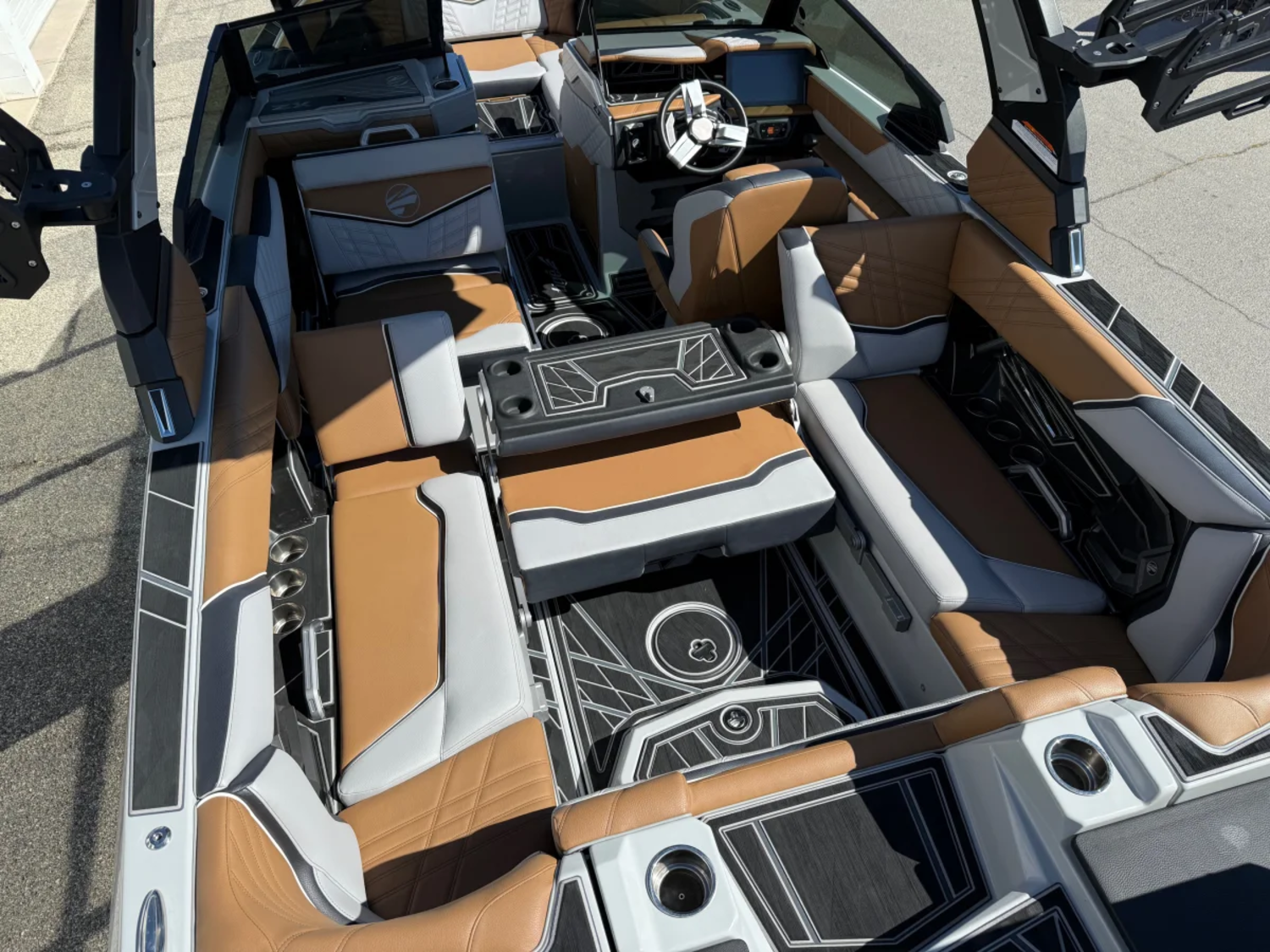 2024 23' Tige' "Ultre 23ZX" Bowrider