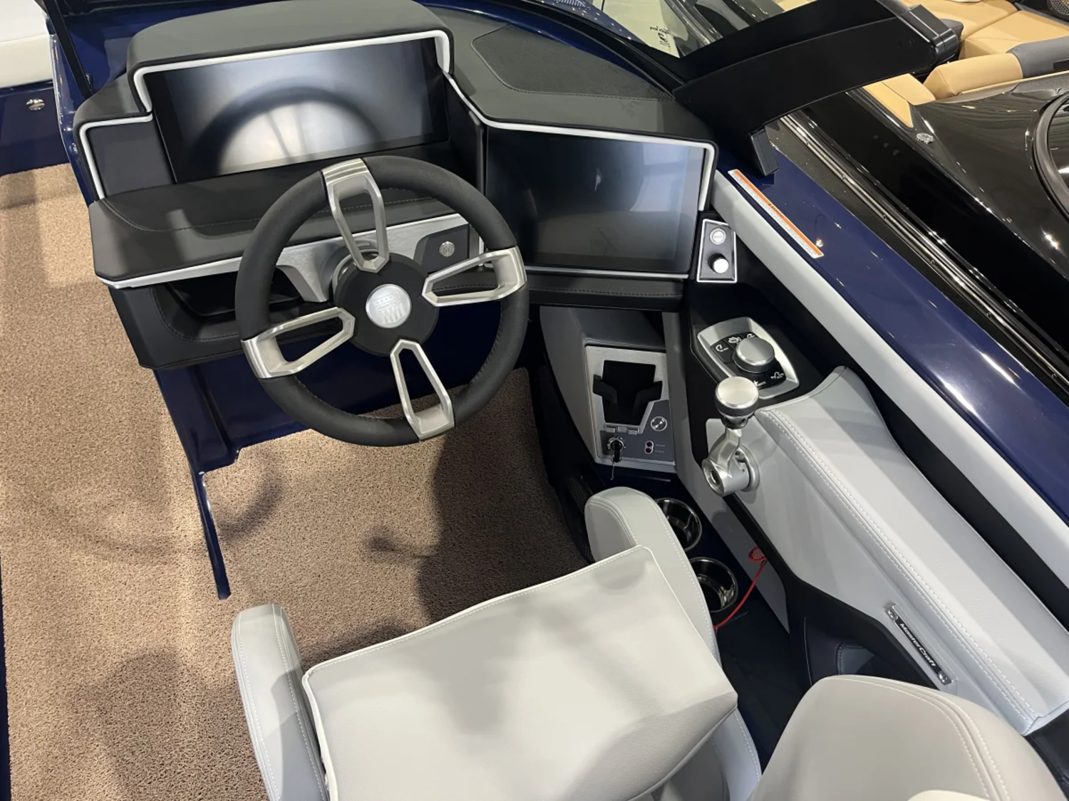 2025 MasterCraft X24