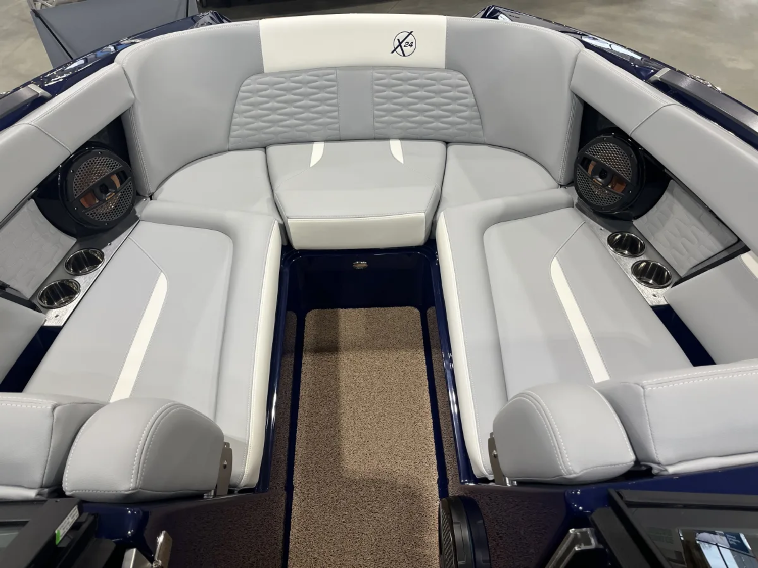 2025 MasterCraft X24