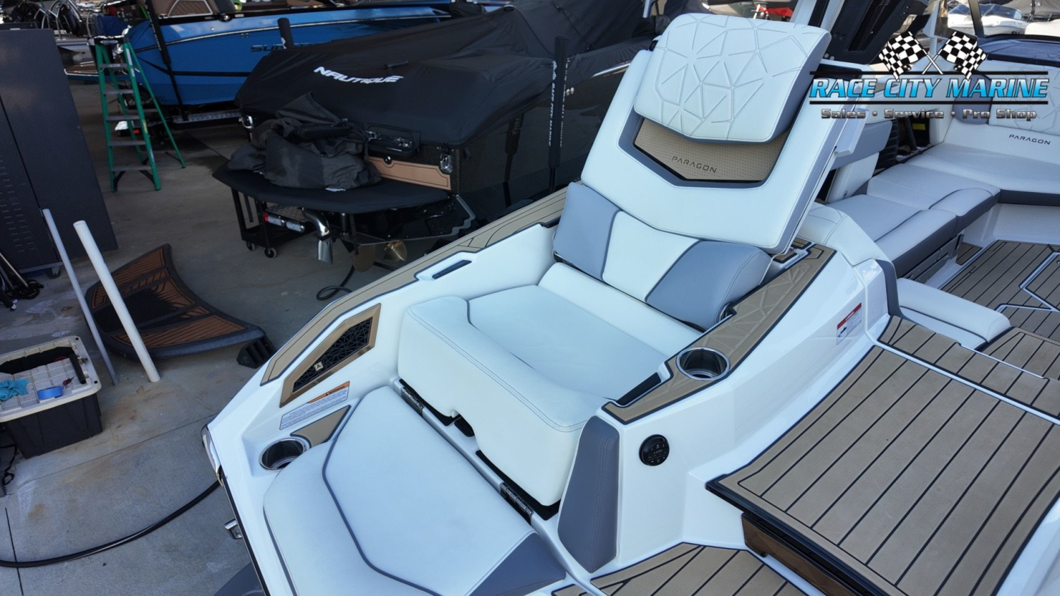 2021 Nautique Paragon 23