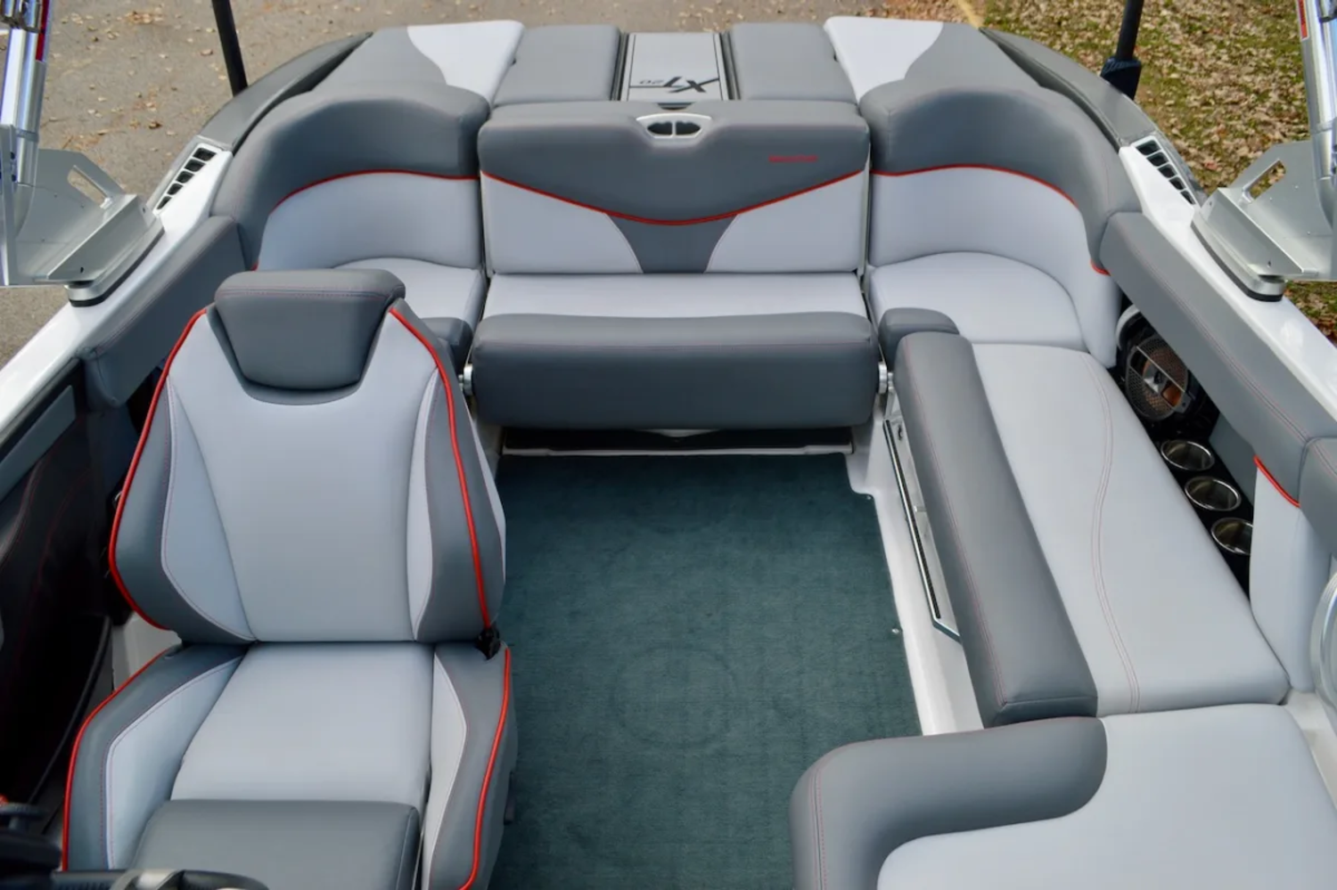 2021 Mastercraft XT20 