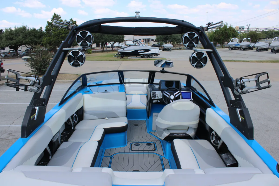 2017 Malibu Boats Wakesetter 22 MXZ for sale in Austin, Texas