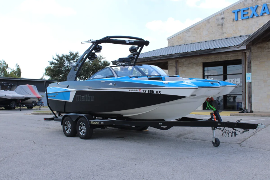 2017 Malibu Boats Wakesetter 22 MXZ for sale in Austin, Texas