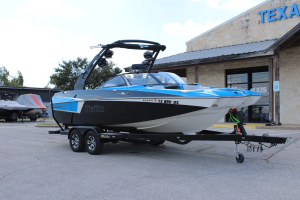 2017 Malibu Boats Wakesetter 22 MXZ for sale in Austin, Texas