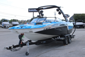 2017 Malibu Boats Wakesetter 22 MXZ for sale in Austin, Texas