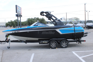 2017 Malibu Boats Wakesetter 22 MXZ for sale in Austin, Texas