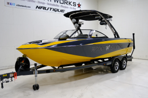 2011 Malibu Boats Wakesetter 23 LSV for sale in Indianapolis, Indiana