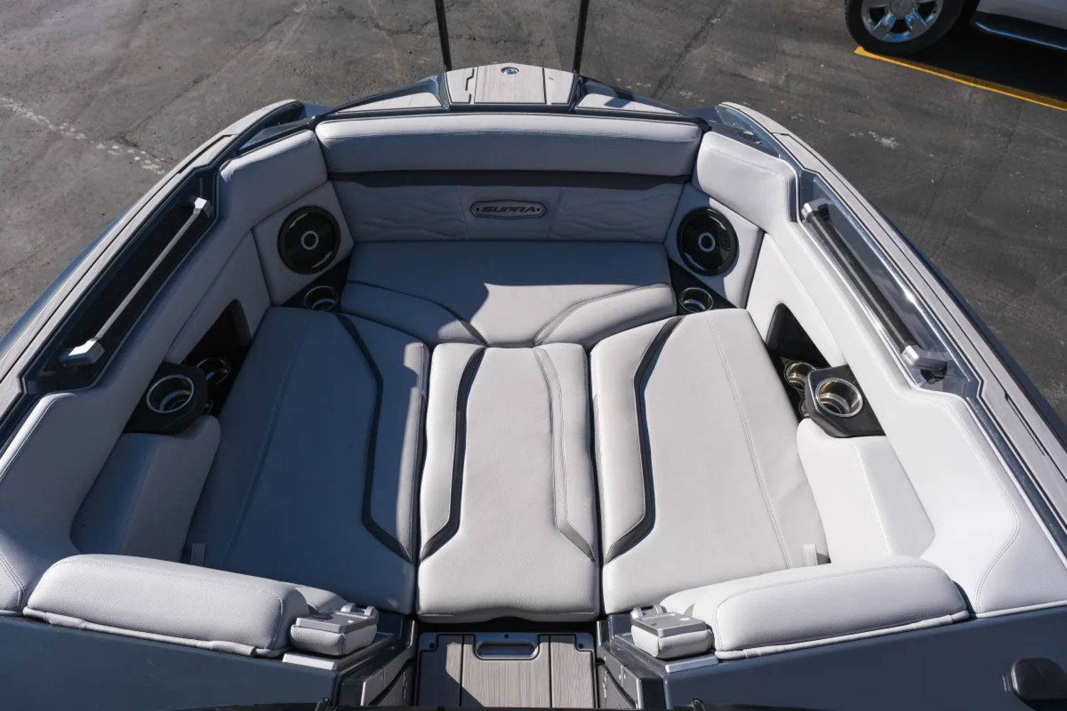 2025 SUPRA SE550 SLATE BLUE WITH POWER BIMINI LOADED  