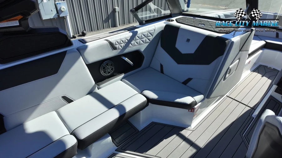 2026-nautique-gs24-110017-image22