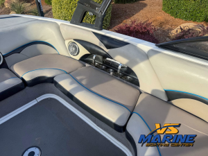 2011 Malibu Boats Wakesetter VLX for sale in ATASCADERO, California