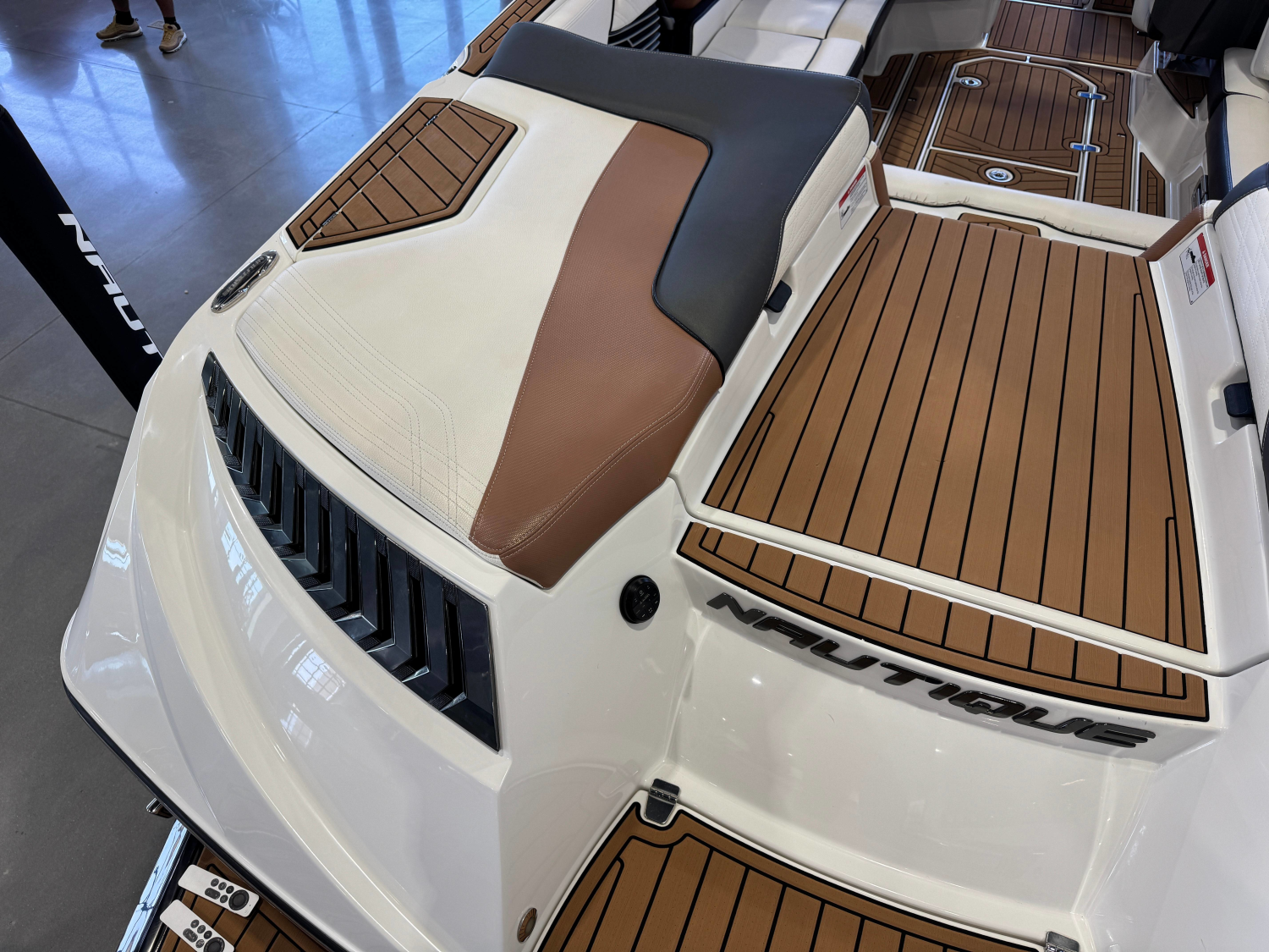 2018 Nautique Super Air Nautique G23
