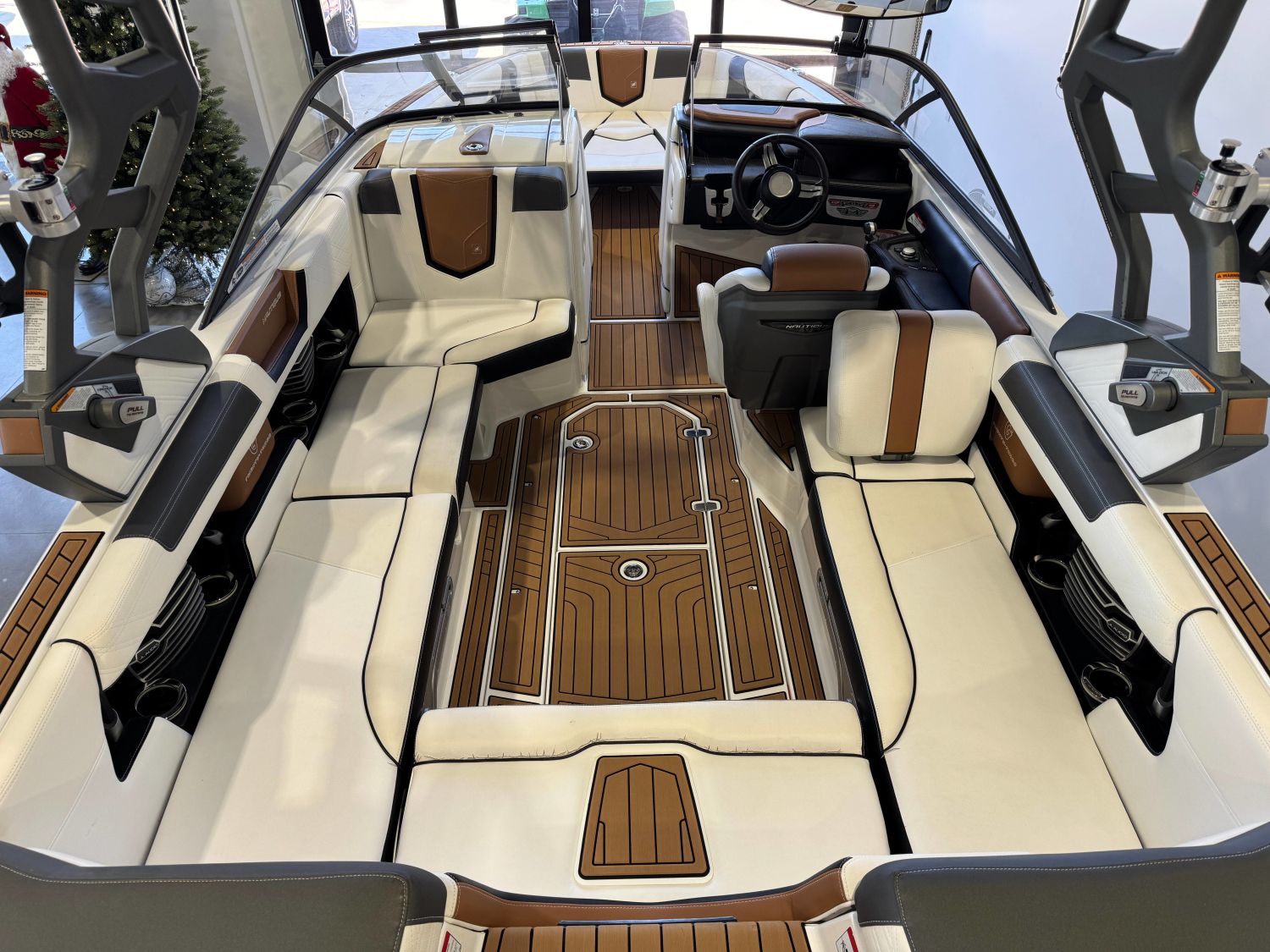 2018 Nautique Super Air Nautique G23