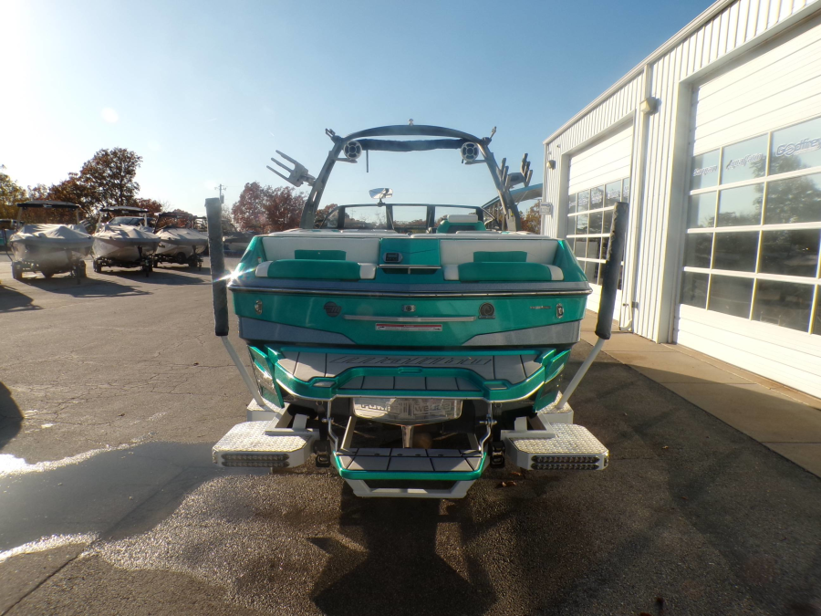 2020 Malibu Boats Wakesetter 25 LSV for sale in Lake of the Ozarks, Missouri
