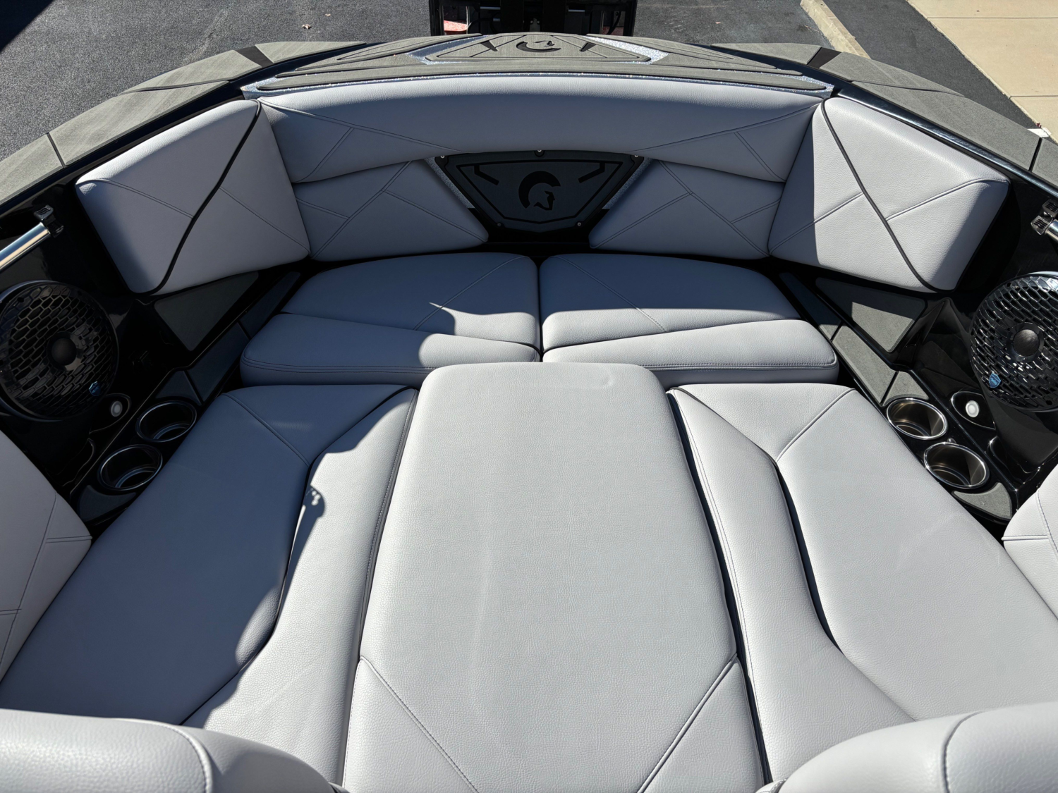 2026 Centurion NV 243