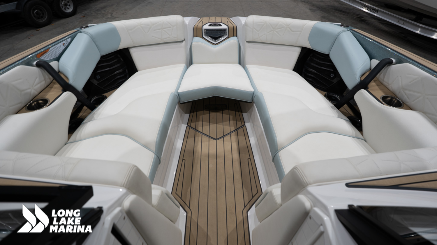 2021 Nautique P23
