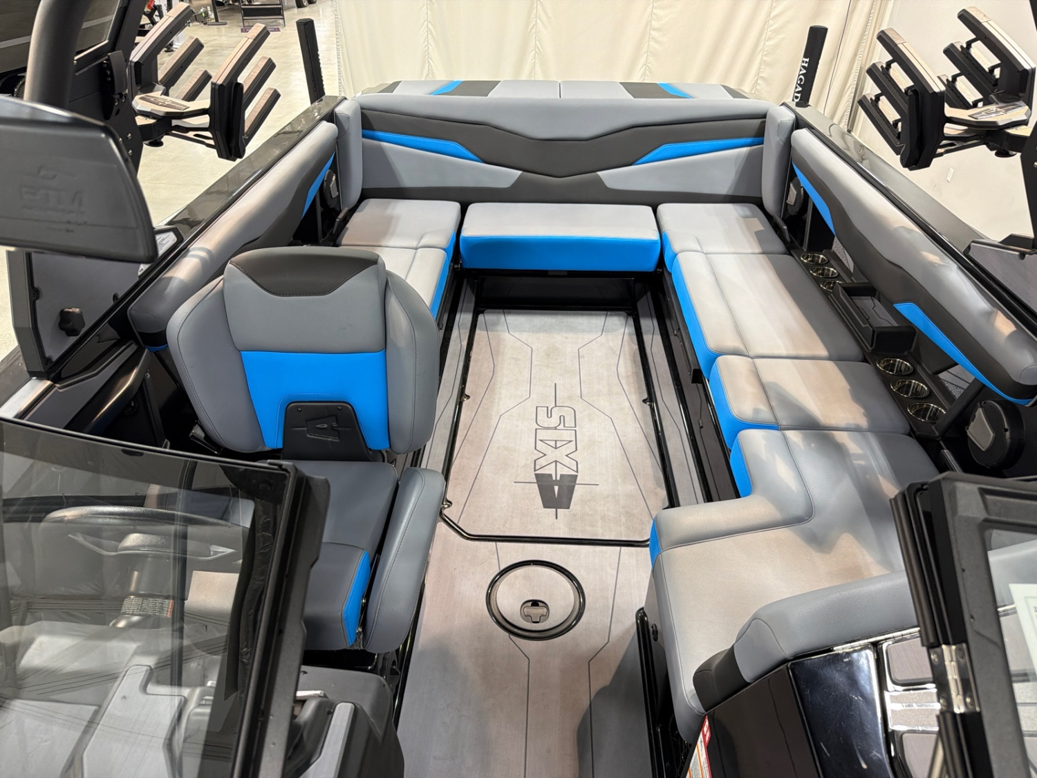 2026 Axis T235