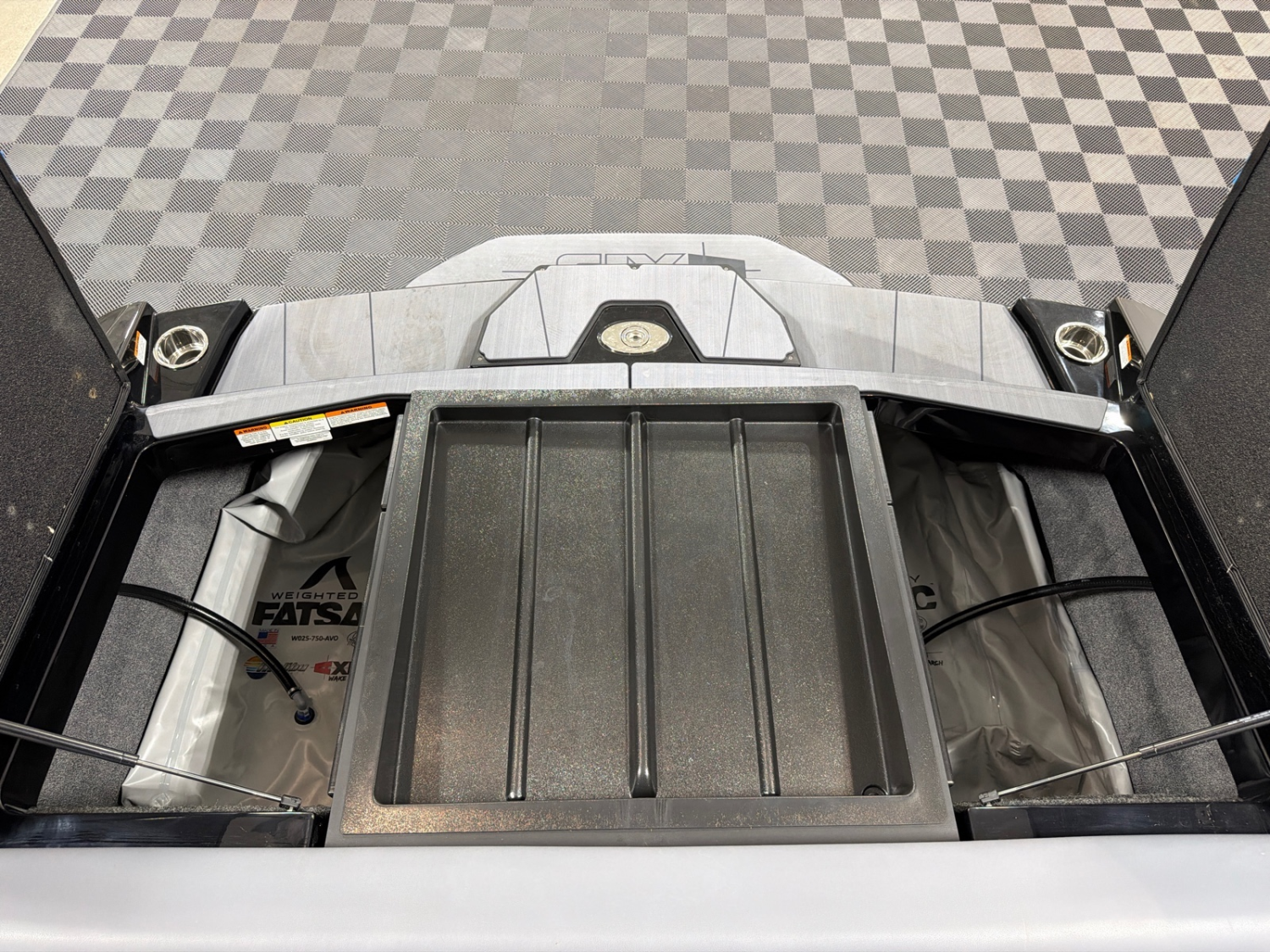 2026 Axis T235
