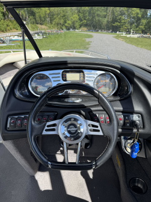 2006 Malibu Boats Wakesetter VLX for sale in , 