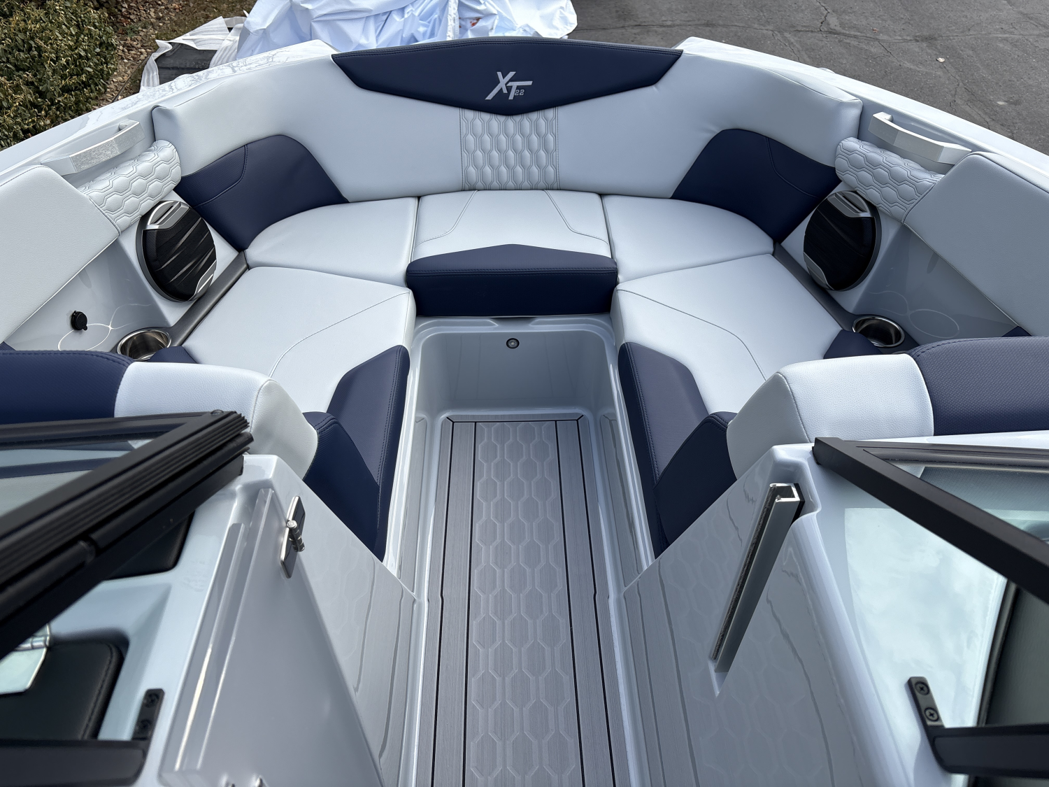 2026 MasterCraft XT22