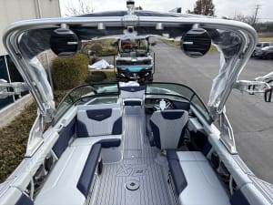 2026-mastercraft-xt22-114828-image8