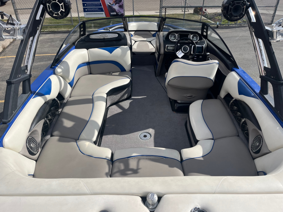2013 Malibu Boats Wakesetter VLX for sale in Nampa, Idaho