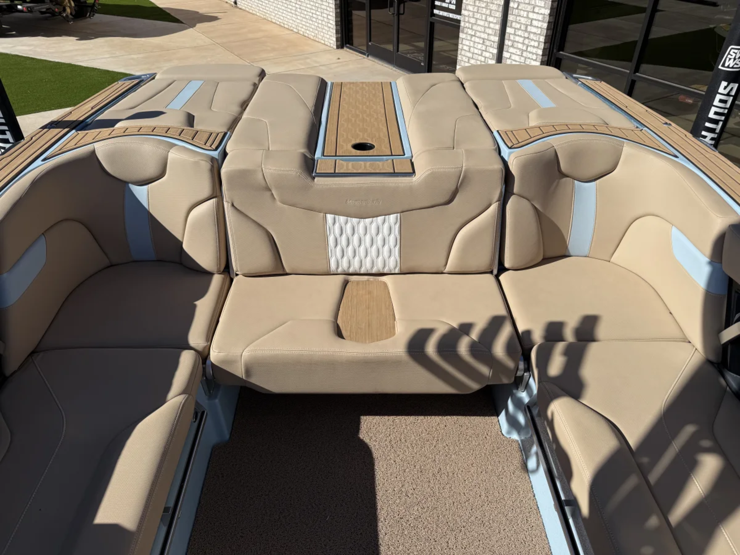 2022 MasterCraft XT24