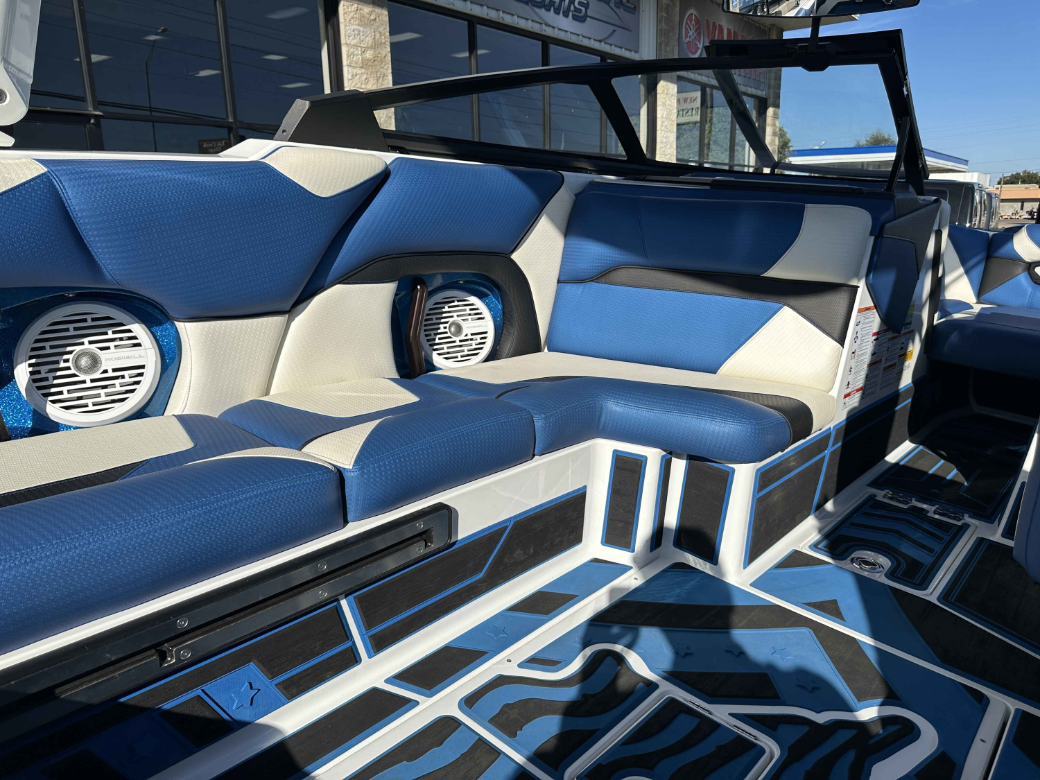 2022 Centurion RI230