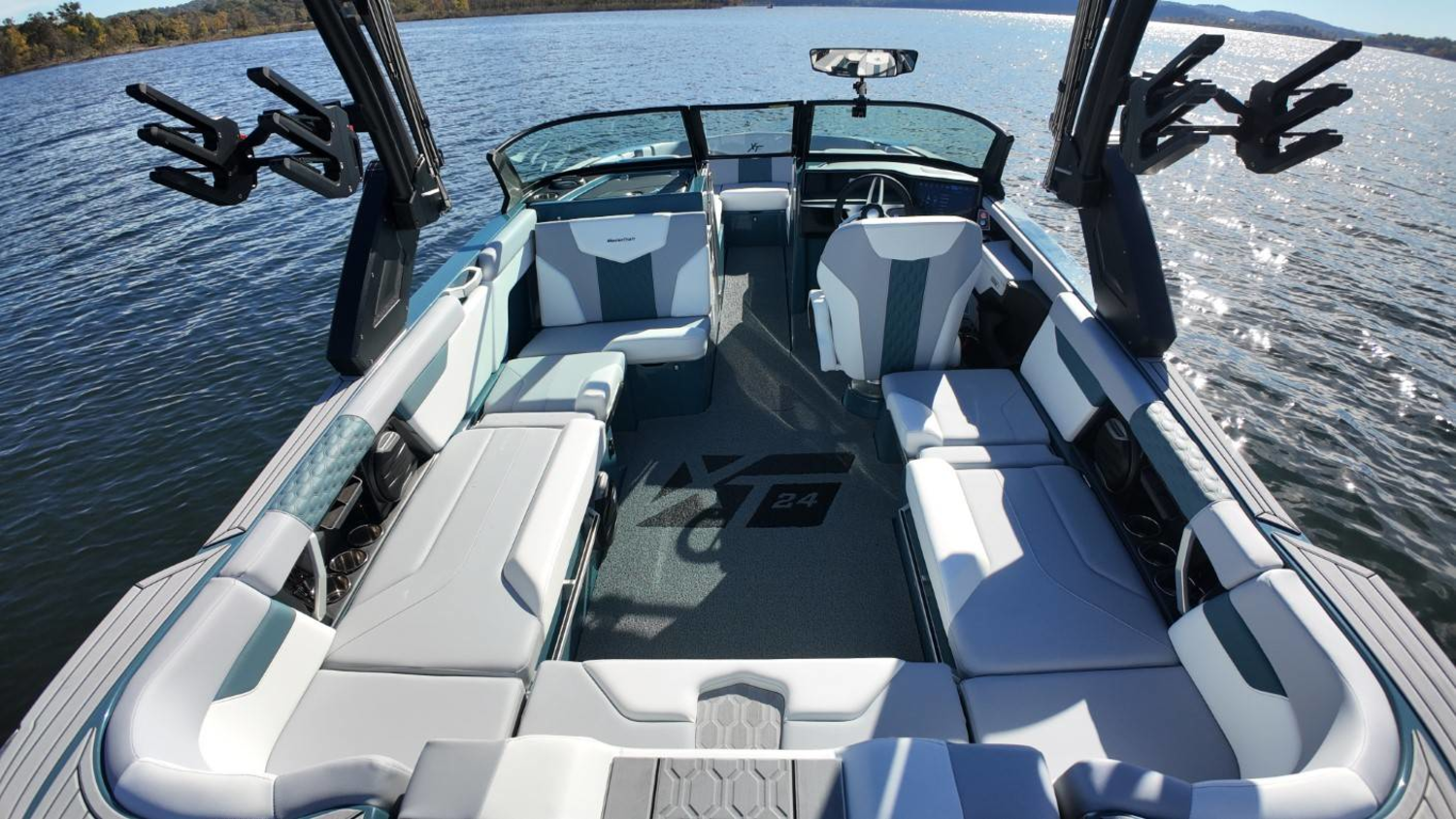 2026 Mastercraft XT24