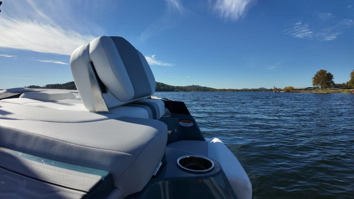 2026 Mastercraft XT24