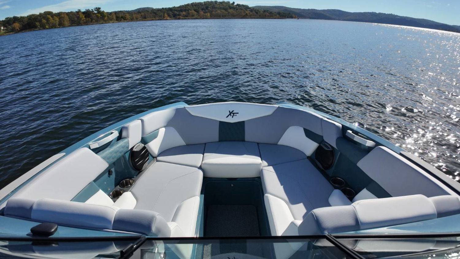 2026 Mastercraft XT24