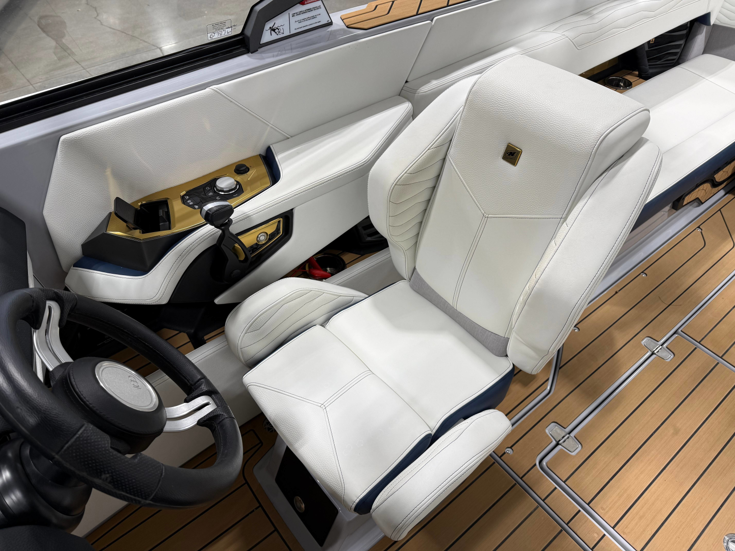 2025 Nautique G25