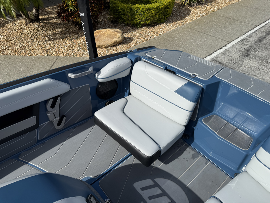 2022 Malibu Boats Response TXI for sale in Polk City, Florida