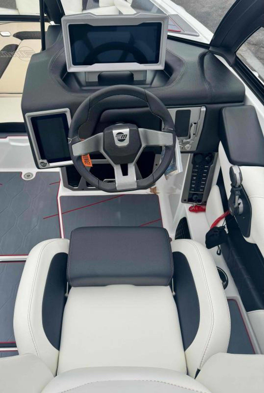 2024 Malibu Boats M220 for sale in Osage Beach, Missouri