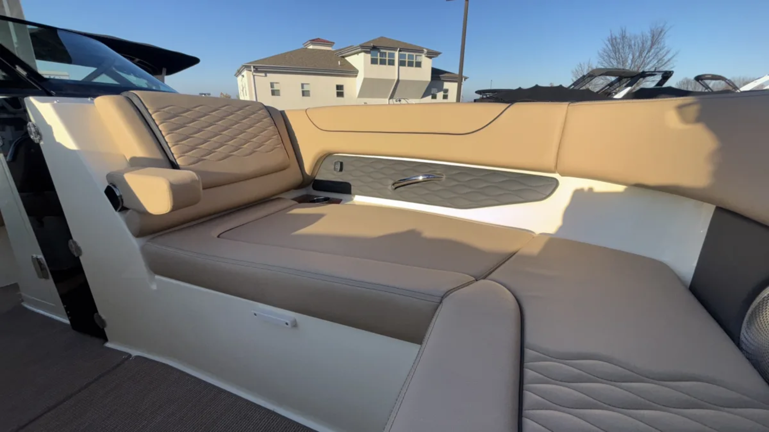 2026 Chris Craft Sportster 28