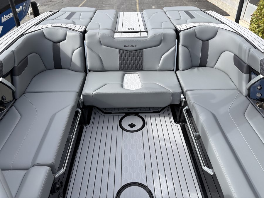 2026-mastercraft-xt23-113524-image12