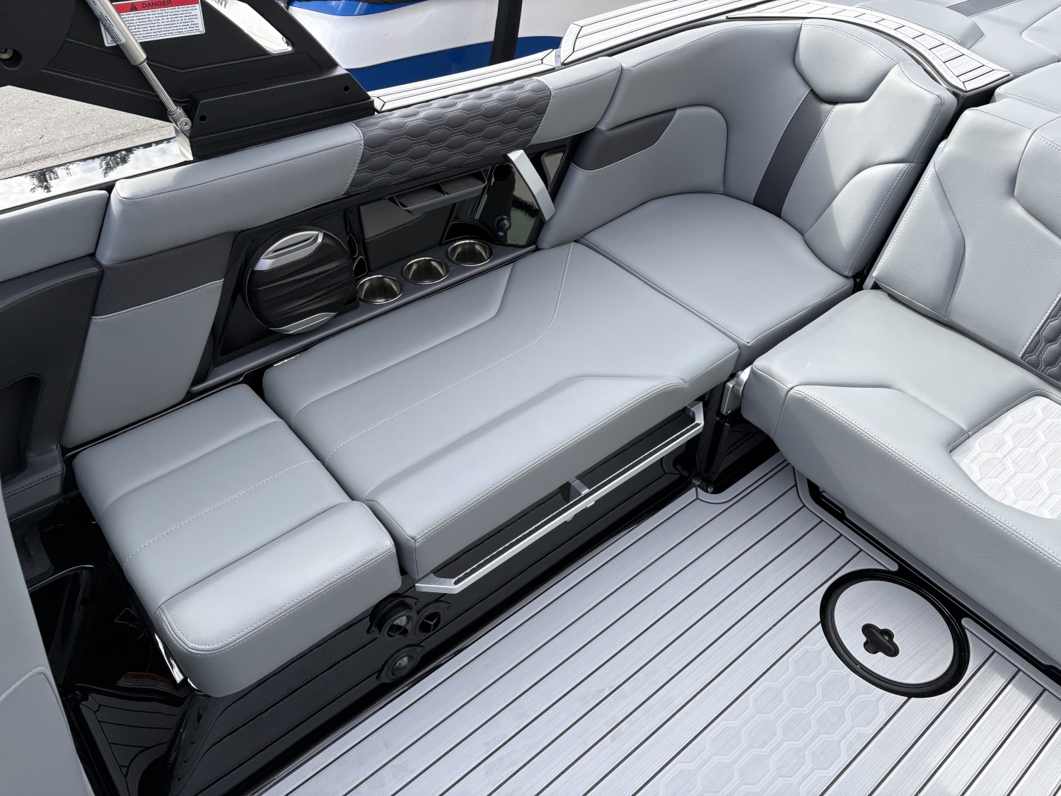 2026 MasterCraft XT23