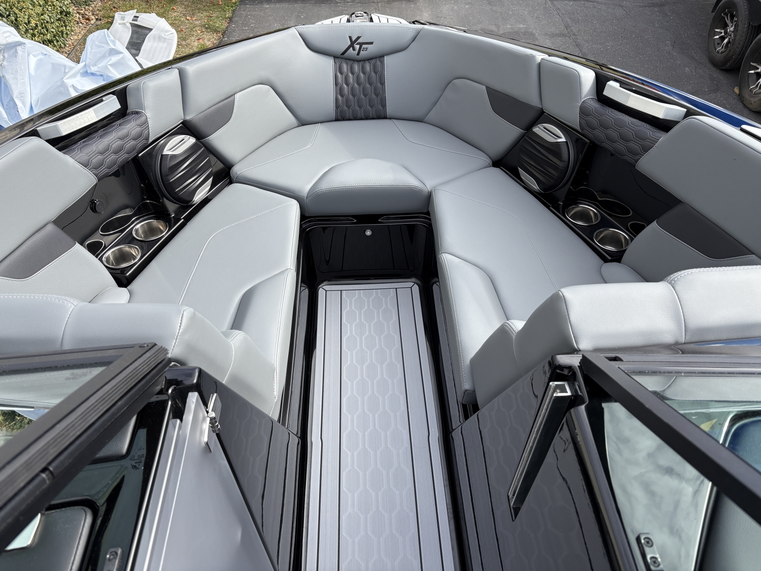 2026 MasterCraft XT23