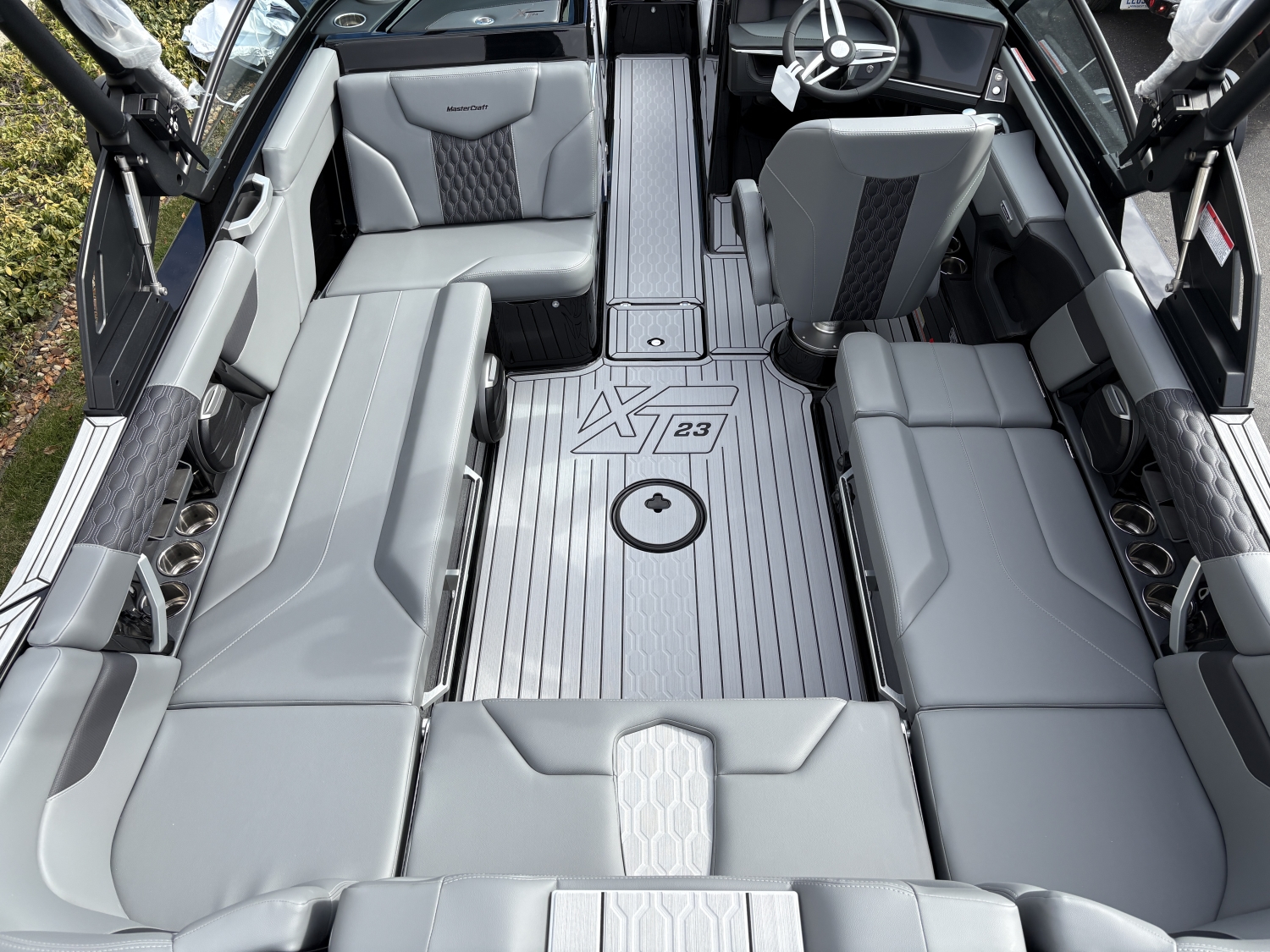 2026 MasterCraft XT23