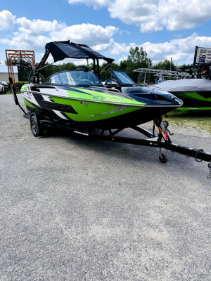 2016 Moomba Boats Mondo for sale in Lawton, Michigan