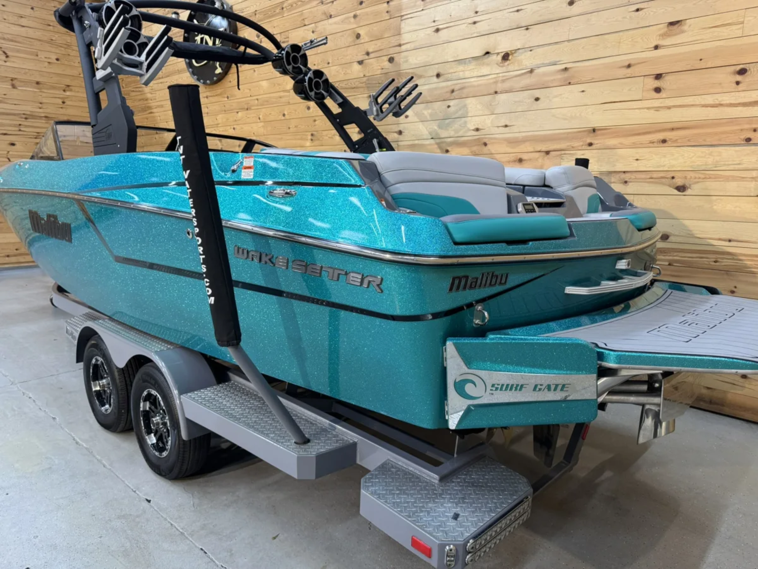 2019 Malibu 24 MXZ Wakesetter 
