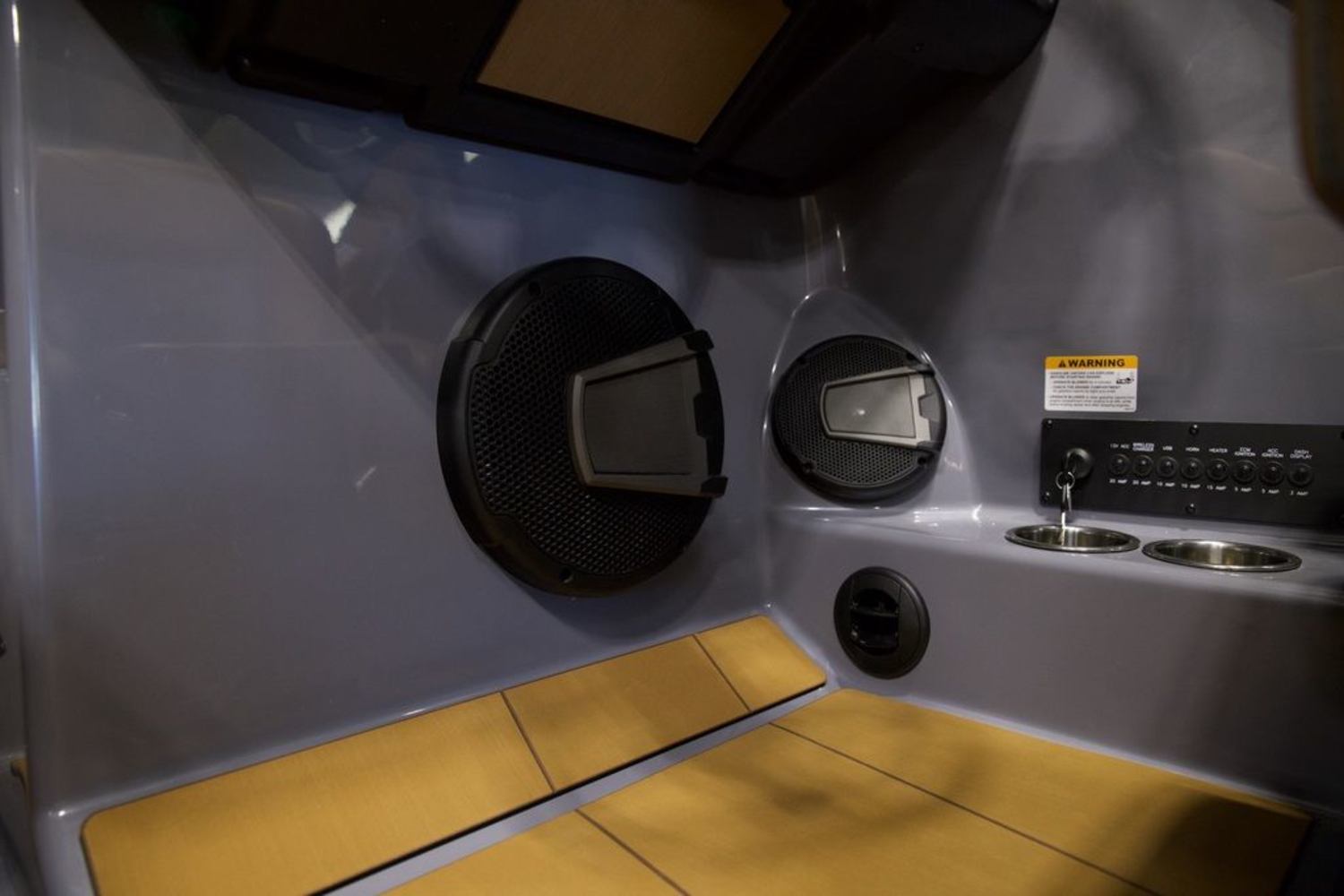 2026 Axis Wake Research T235