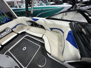 2011 Malibu Boats Wakesetter for sale in Mauston, Wisconsin