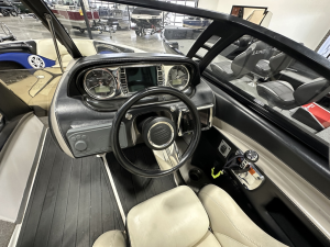 2011 Malibu Boats Wakesetter for sale in Mauston, Wisconsin