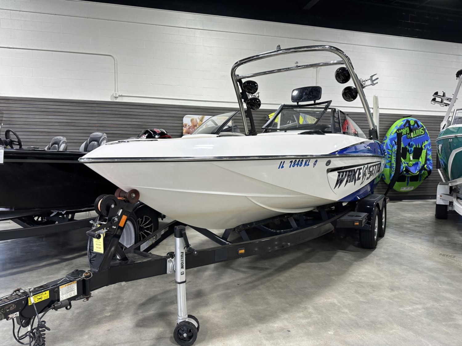 2011 Malibu Boats Wakesetter for sale in Mauston, Wisconsin