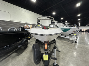 2011 Malibu Boats Wakesetter for sale in Mauston, Wisconsin