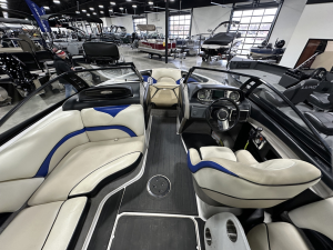 2011 Malibu Boats Wakesetter for sale in Mauston, Wisconsin