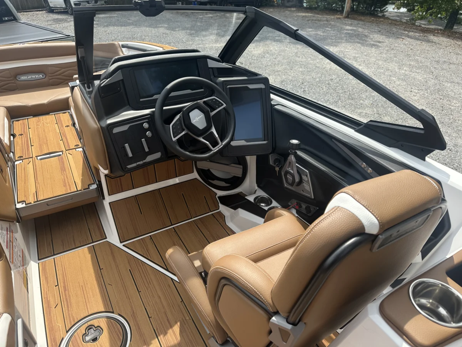 2025 Supra SA 450 Power Bimini, Thruster